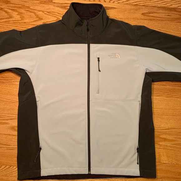 The North Face Men’s Softsheft Jacket - Picture 1 of 3